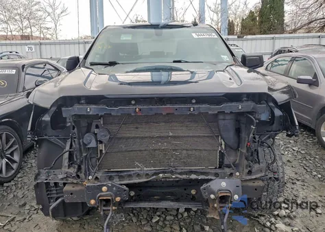 2019 GMC Sierra K1500 Elevation z USA, uszkodzony, nr VIN 1GTR9CED5KZ427456